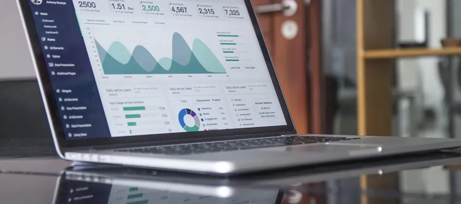 Analytics dashboard for infrastructure metrics